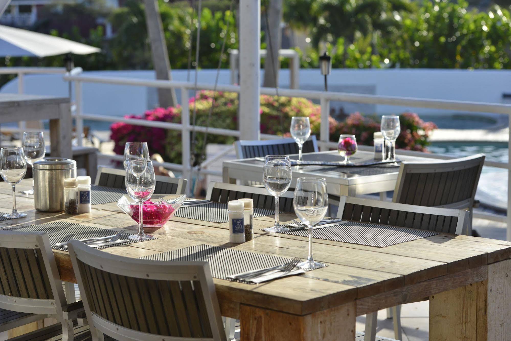 Chogogo Resort Curacao ภายนอก รูปภาพ